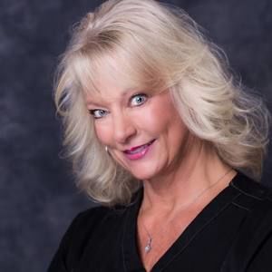 Meet your Posher, Deb